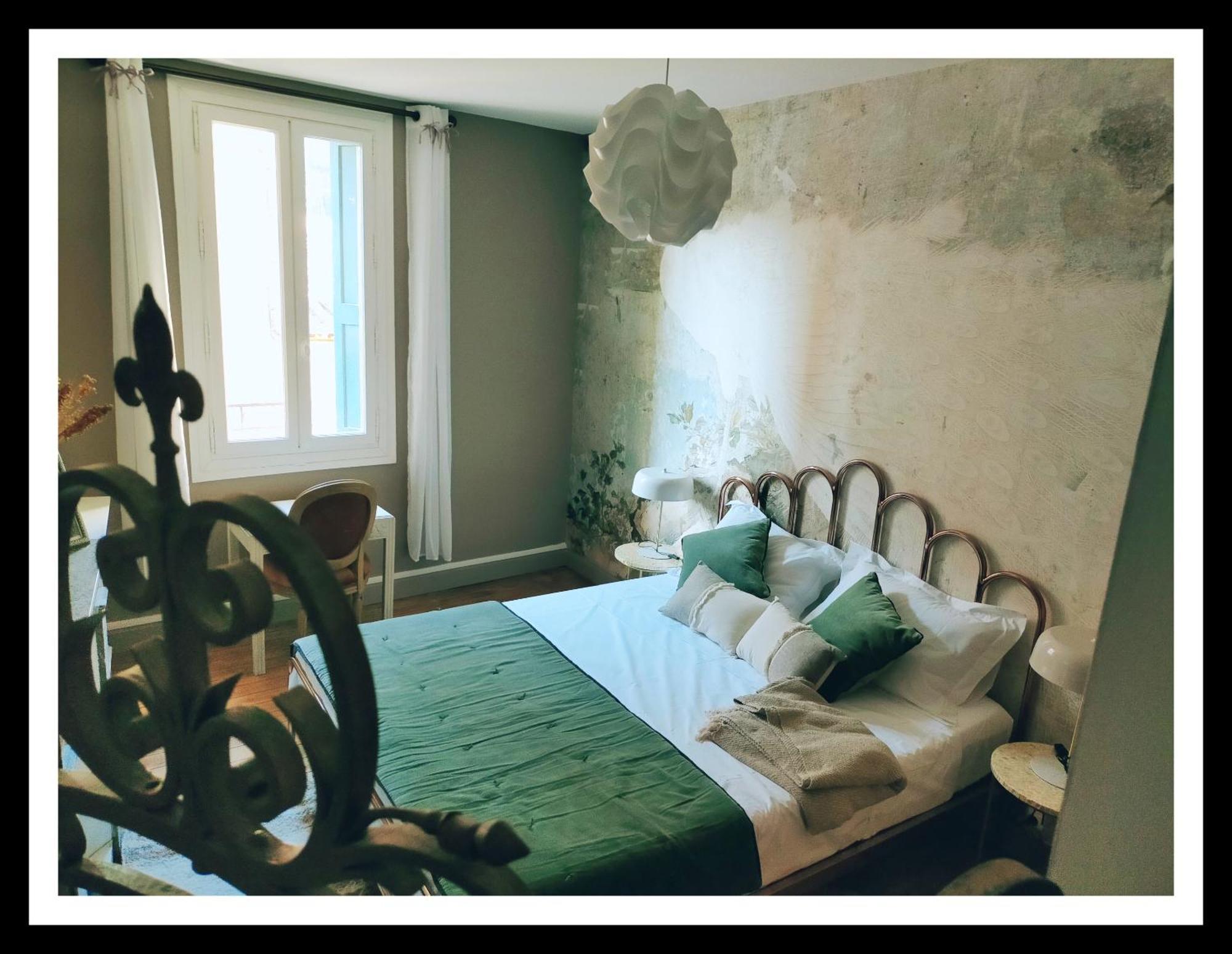 La Belle D'Ame - Guest House Prades  Room photo